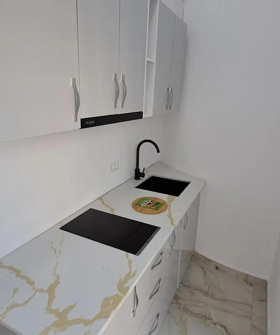 Te Flamuri Holiday Apartments Velipoje