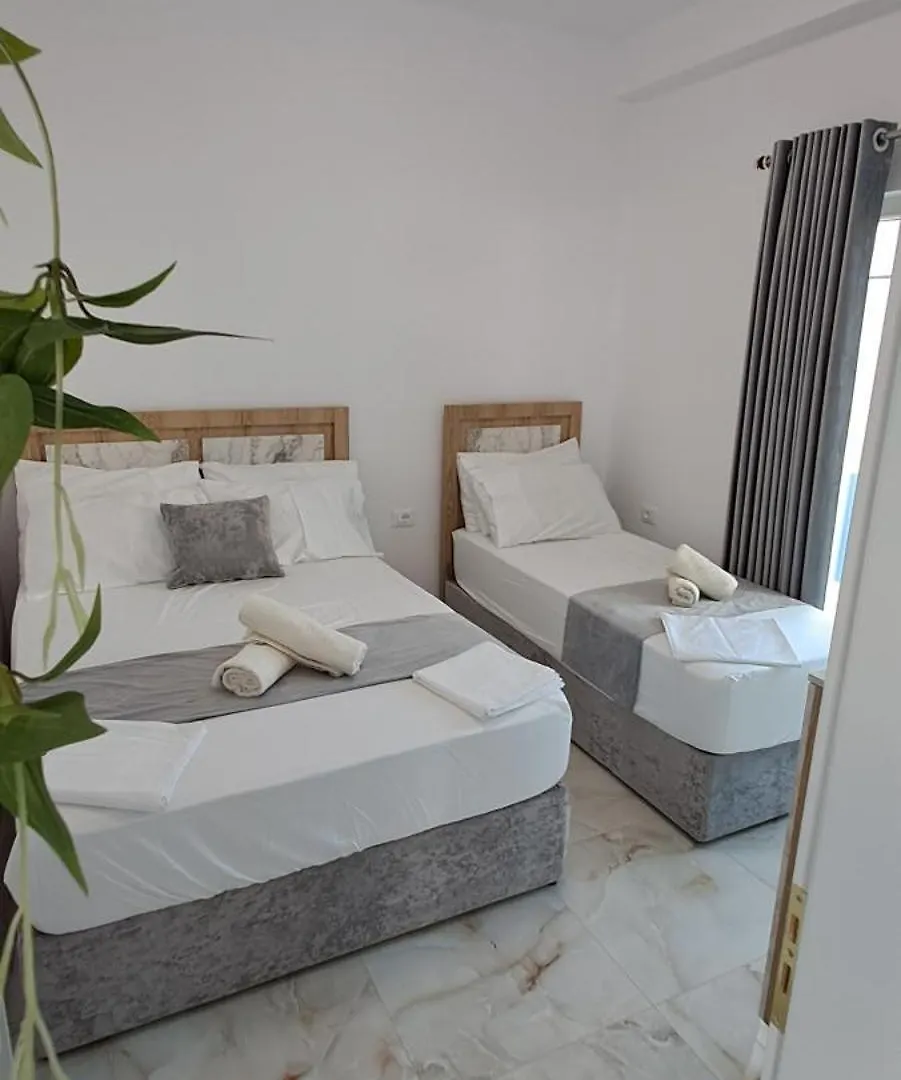 Te Flamuri Holiday Apartments Velipoje